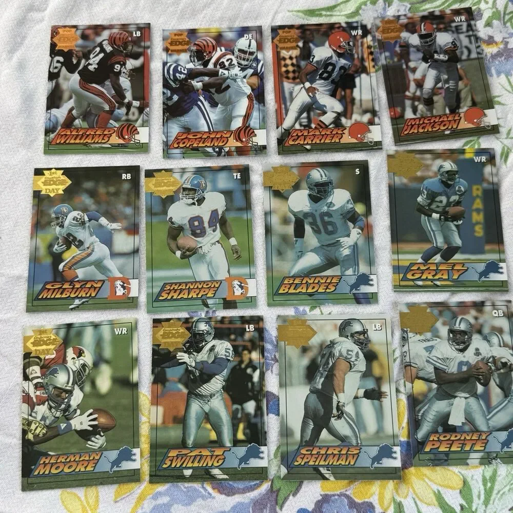 1994 Collectors Edge Football 250 Card Lot NM Barry Sanders John Elway Aikman
